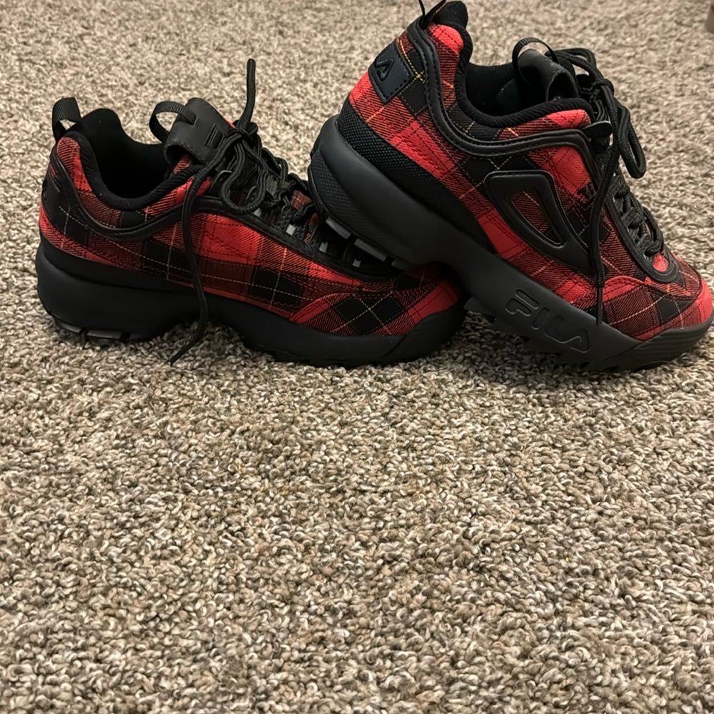 GUC Rare Fila Disruptor Red and Black Plaid Women's Size 7